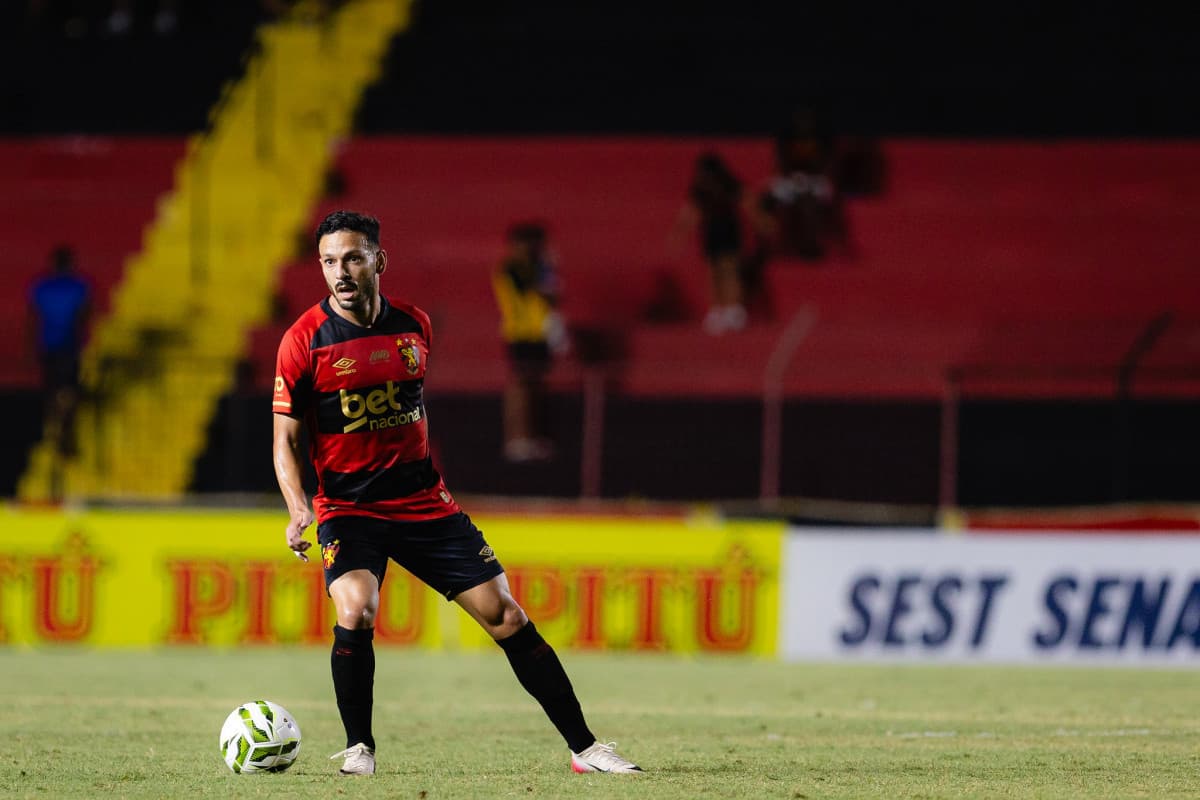 Yago Felipe em ação pelo Sport Recife